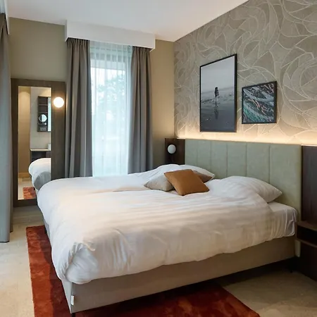 Scape Residences * 登堡