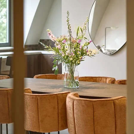 Scape Residences * 登堡