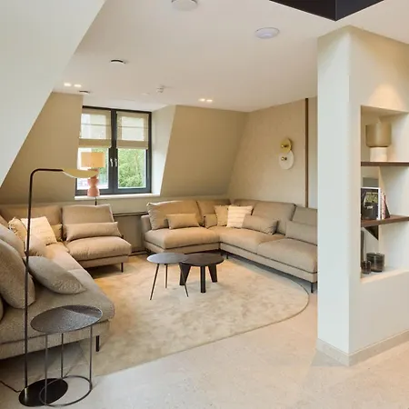 Scape Residences * 登堡